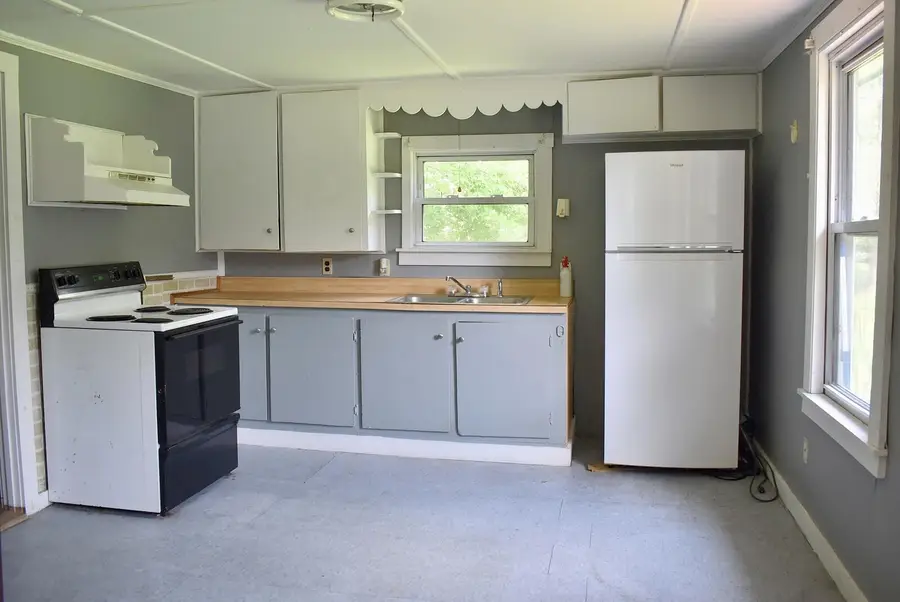 1088 Fairbanks Road, Farmington, ME 04938 - #3