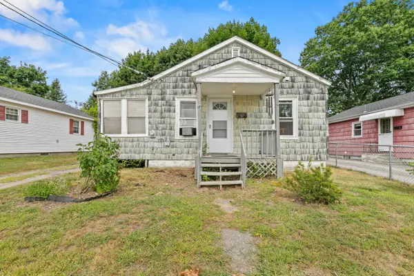 72 Scribner Boulevard, Lewiston, ME 04240