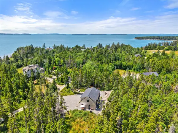 45 Traditional Way, Tremont, ME 04612
