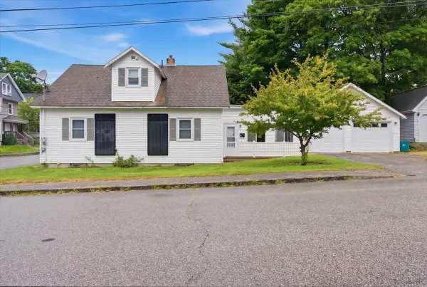 15 Sylvan Avenue, Lewiston, ME 04240