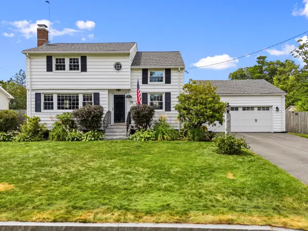 20 Groveside Road, Portland, ME 04102