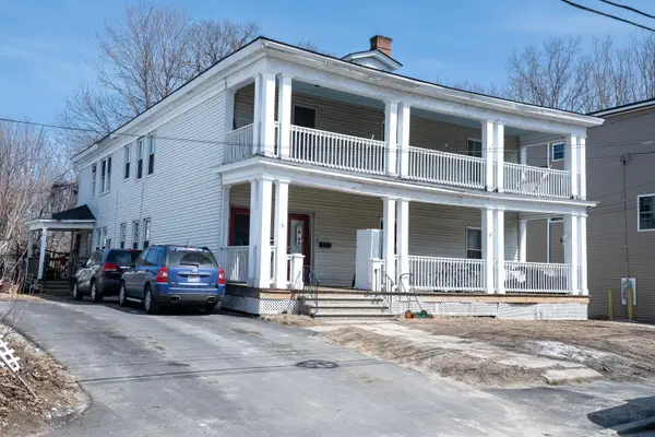 31 Drummond Street, Auburn, ME 04210