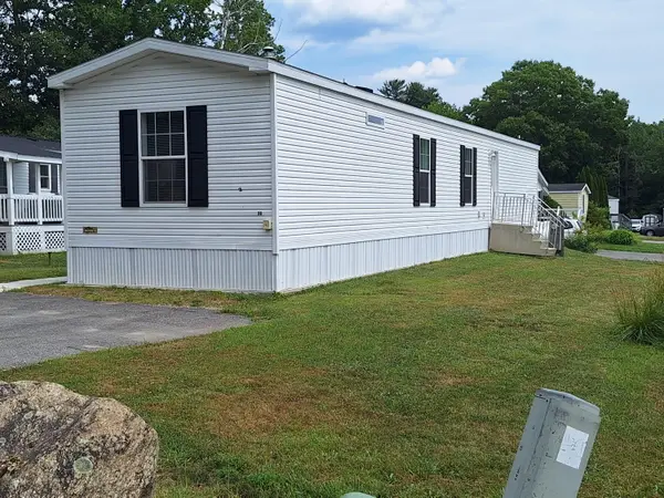 20 Oxbow Drive, Lewiston, ME 04240