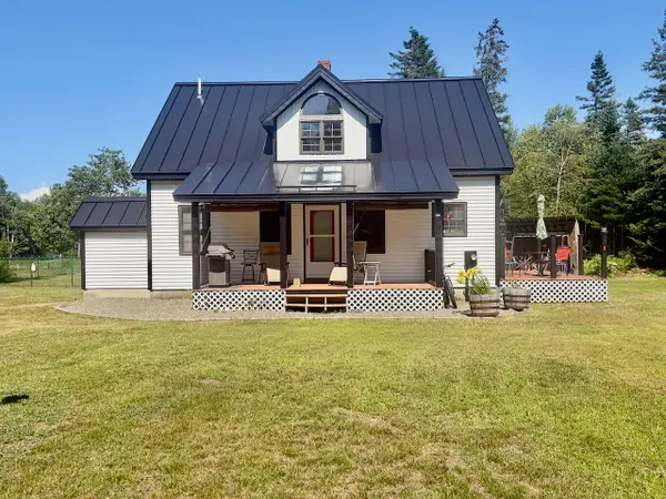 17 Shady Lane, Kingfield, ME 04947
