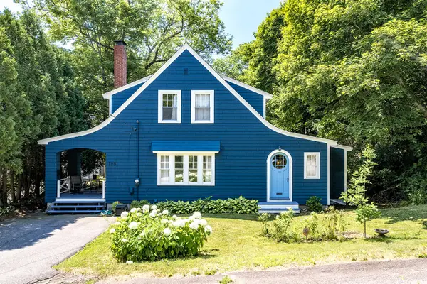 108 Beech Street, Rockland, ME 04841