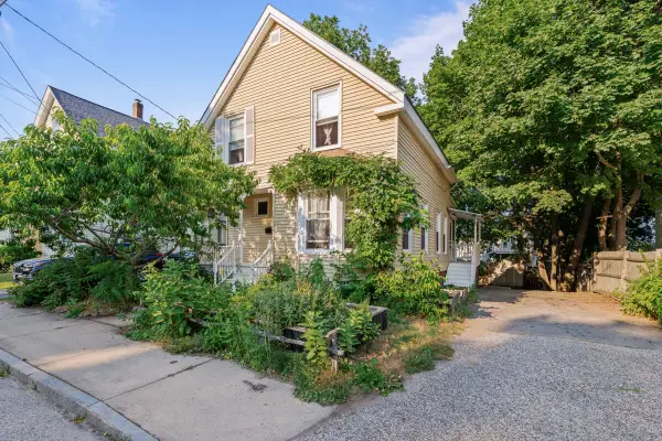 59 Irving Street, Portland, ME 04103