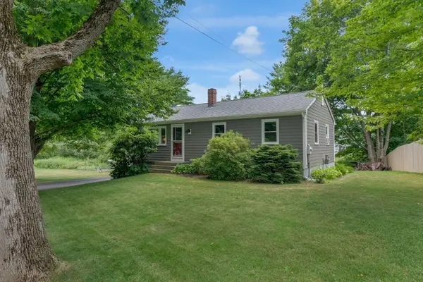 30 Melissa Drive, Yarmouth, ME 04096