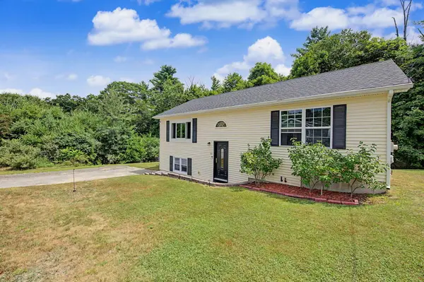 55 Hillcrest Avenue, Lewiston, ME 04240