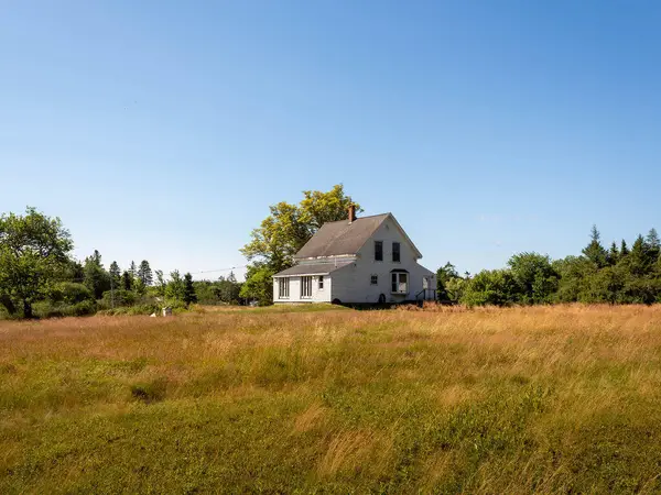 60 Pequot Road, Vinalhaven, ME 04863