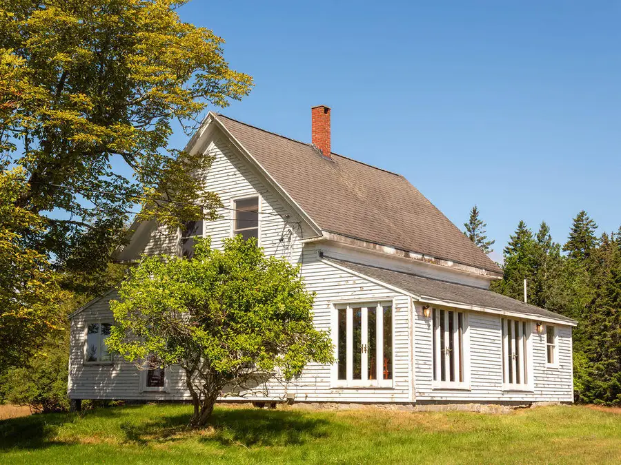 60 Pequot Road, Vinalhaven, ME 04863 - #2