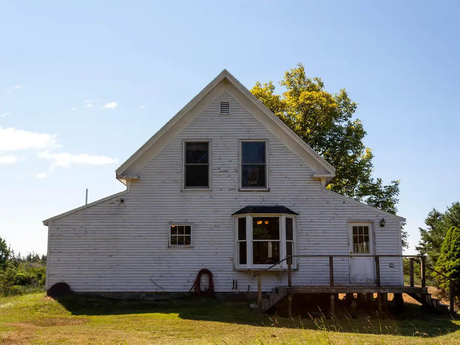 60 Pequot Road, Vinalhaven, ME 04863 - #3