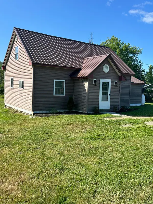 759 Main Street, Palmyra, ME 04965