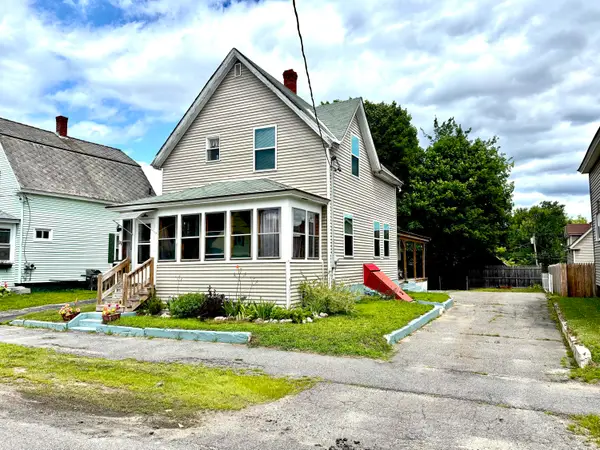 29 Katahdin Avenue, Millinocket, ME 04462