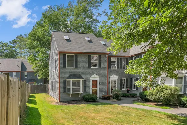 38 Munroe Lane #38, Topsham, ME 04086