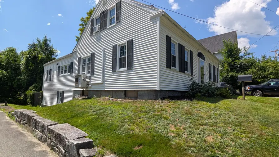 7 Kennebec Street, Skowhegan, ME 04976 - #3