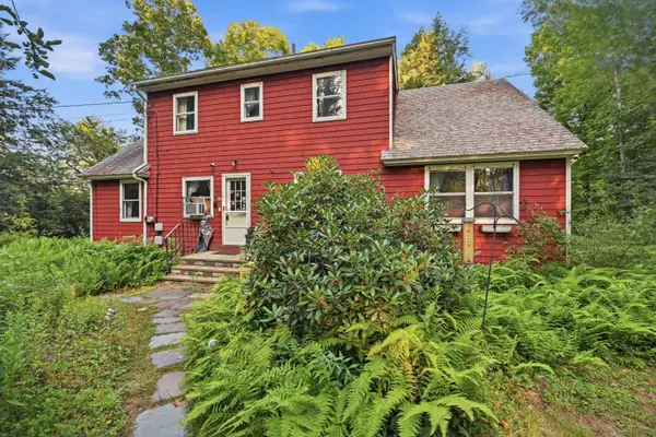 11 Parsons Lane, Sanford, ME 04083