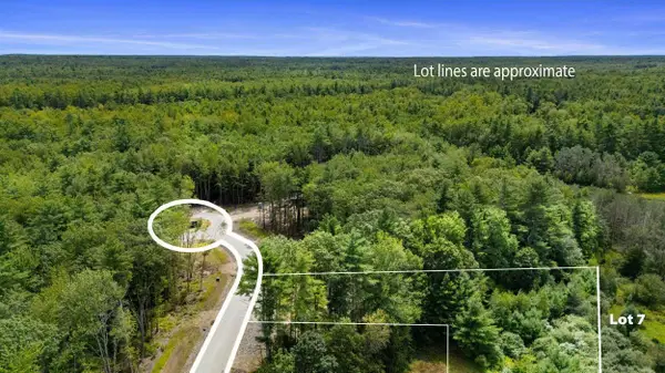 3 Dogwood Circle, Kennebunk, ME 04043
