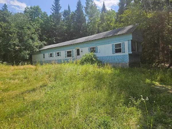 286 Hopkins Road, Plymouth, ME 04969