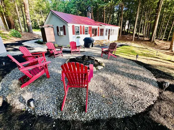 64 53rd Fire Road, China, ME 04358