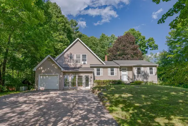 48 Old Winthrop Road, Wayne, ME 04284