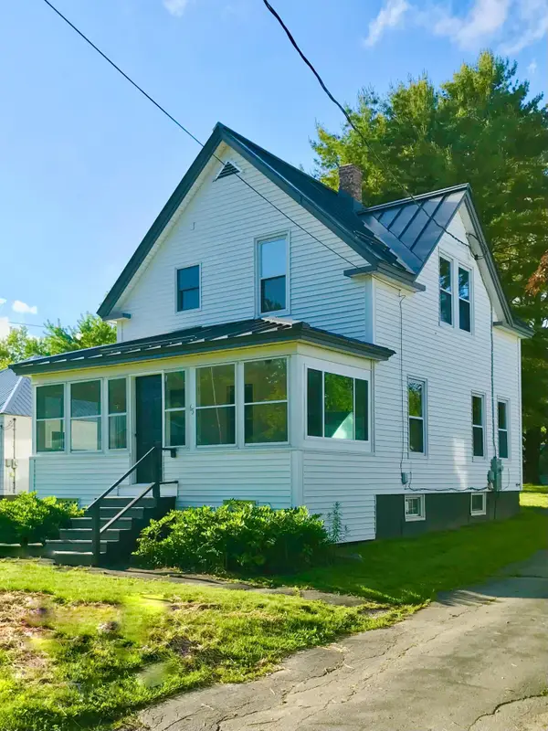 65 Oakland Street, Waterville, ME 04901