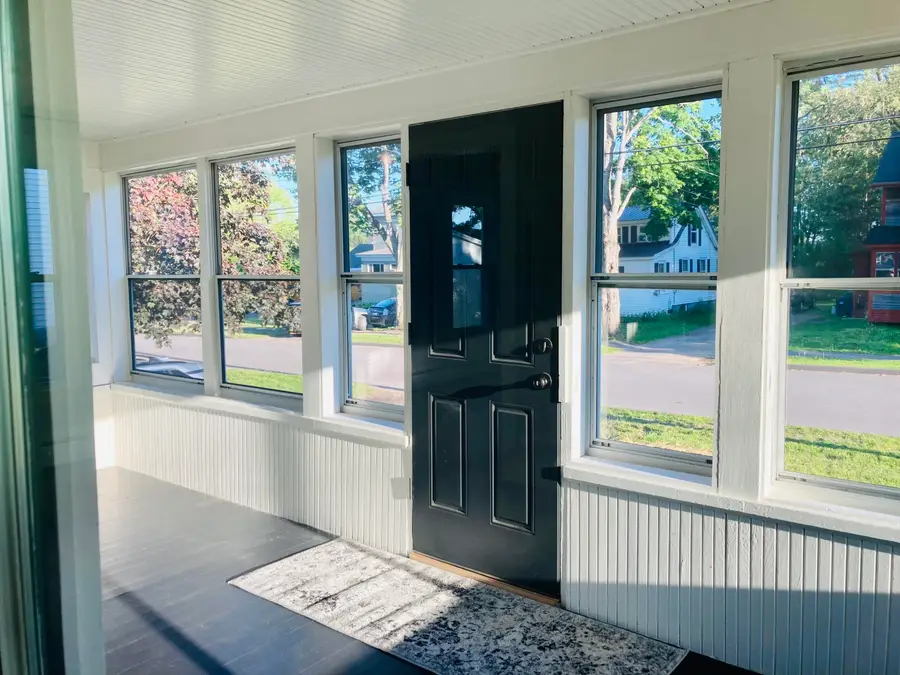 65 Oakland Street, Waterville, ME 04901 - #3