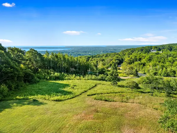 2 Sunrise Summit, Rockland, ME 04841
