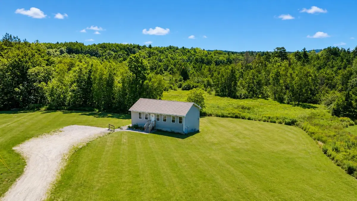 4 Meadow Lane, Leeds, ME 04263 - #1