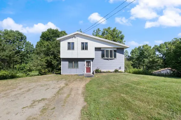 215 East Road, Wales, ME 04280