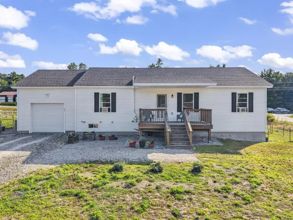 11 Welchville Commons Drive, Oxford, ME 04270