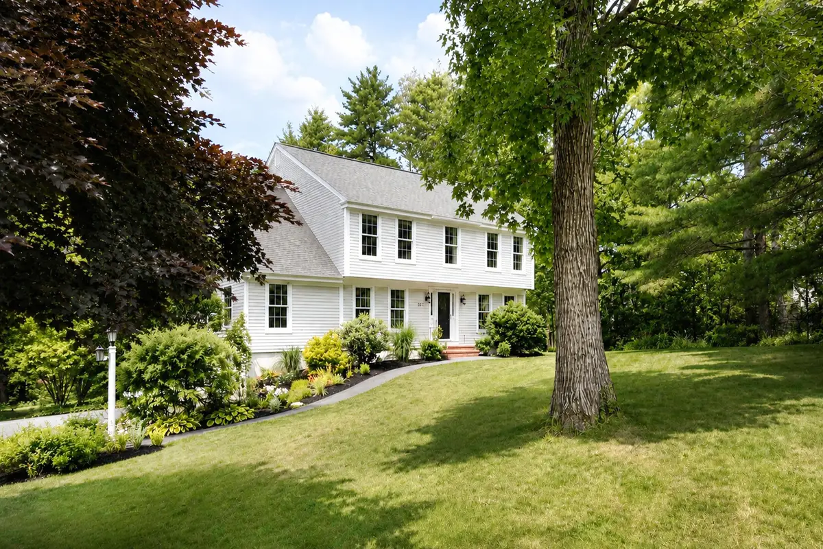 337 Oakwood Drive, Yarmouth, ME 04096 - #1