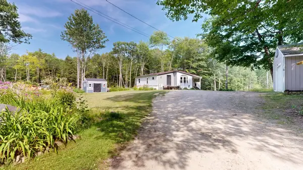 81 Ledgeview Road, Greene, ME 04236