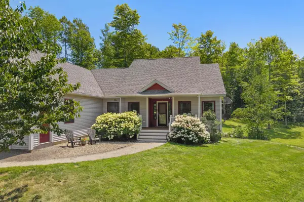 105 Shepherds Lane, Farmington, ME 04938