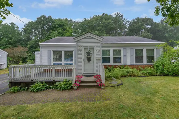 28 Moore Avenue, Brunswick, ME 04011