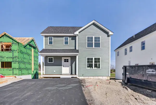 12 Feldspar Lane #27, Cumberland, ME 04021