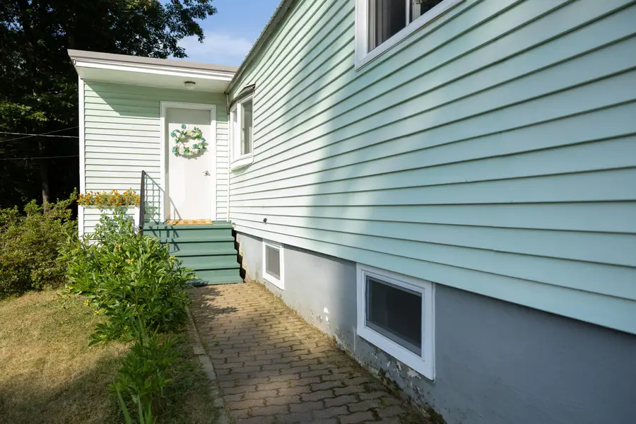 132 Apple Road, Lewiston, ME 04240 - #2