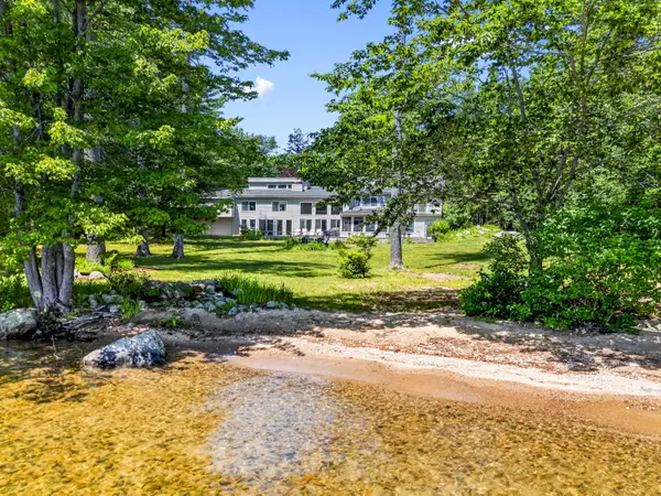 81 Shaw Road, Raymond, ME 04071