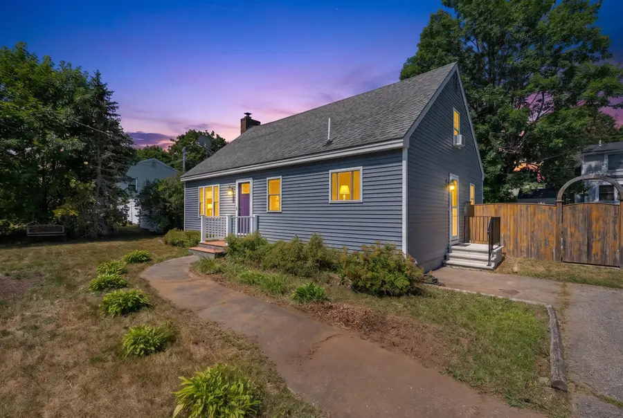 28 Rosewood Circle, Springvale, ME 04083 - #2
