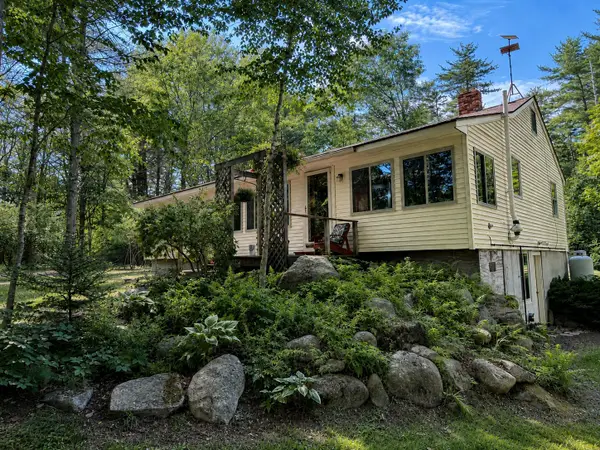 674 Friendship Road, Waldoboro, ME 04572