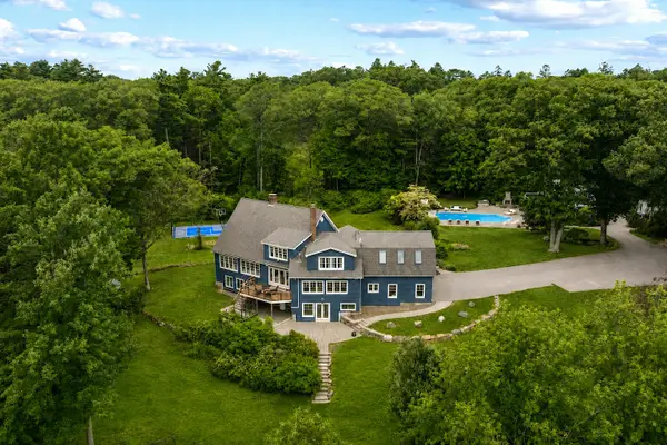 440 Mitchell Road, Cape Elizabeth, ME 04107