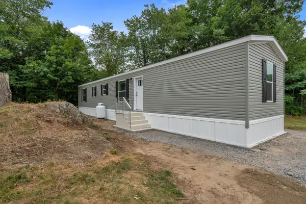 15 Gowell Lane, Litchfield, ME 04350