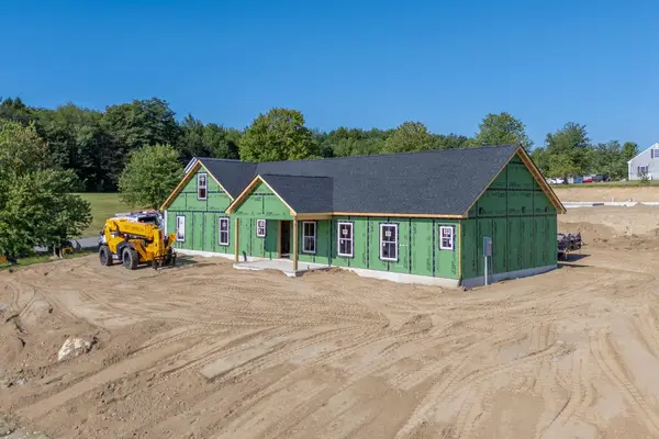 1 Sunrise Drive, Hallowell, ME 04347