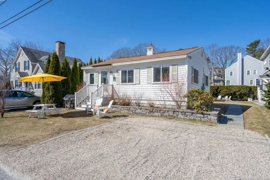 8 Railroad Avenue, Kennebunk, ME 04043 - #2