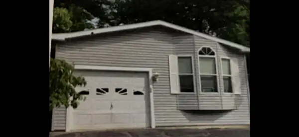 46 Karen Lane, Brunswick, ME 04011