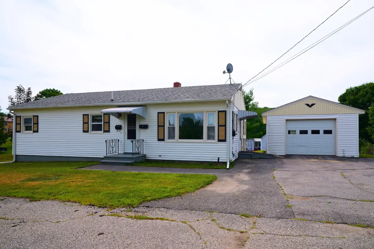 121 Dow Avenue, Lewiston, ME 04240 - #1