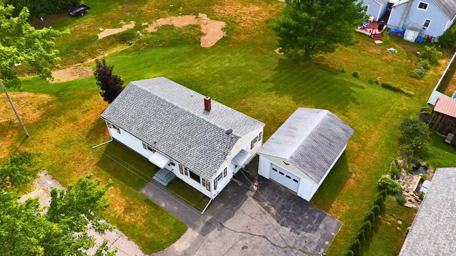 121 Dow Avenue, Lewiston, ME 04240 - #3