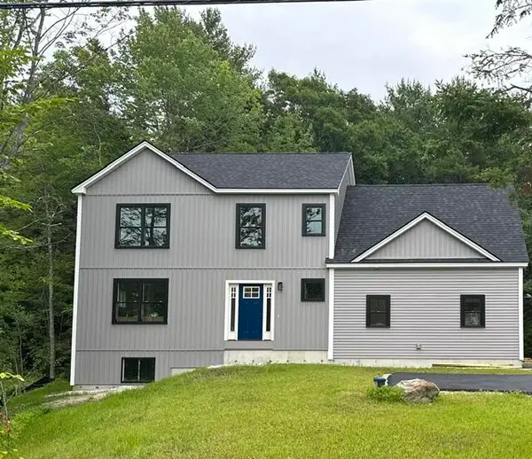13 Upper Mast Landing Road, Freeport, ME 04032