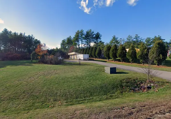 6 Cyr Drive, Gorham, ME 04038