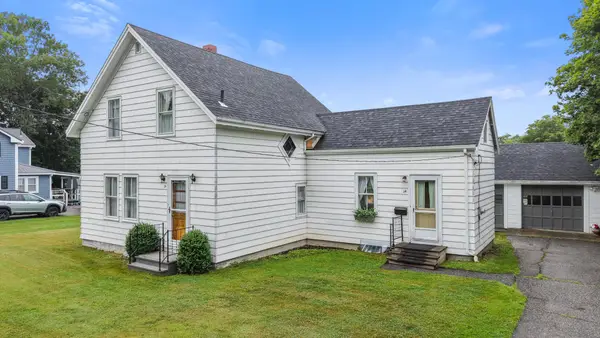 14 Bruce Street, Machias, ME 04654
