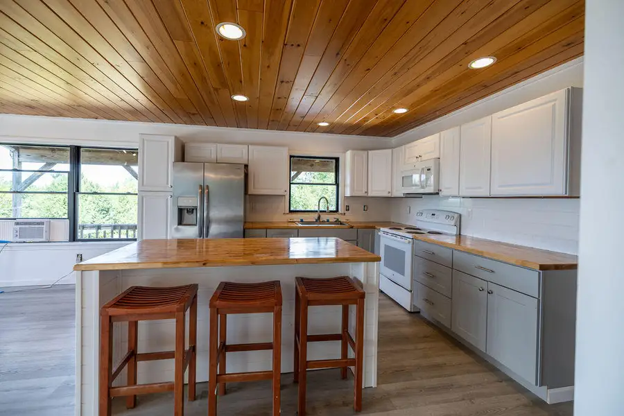 92 5 Corners Road, New Sharon, ME 04955 - #2